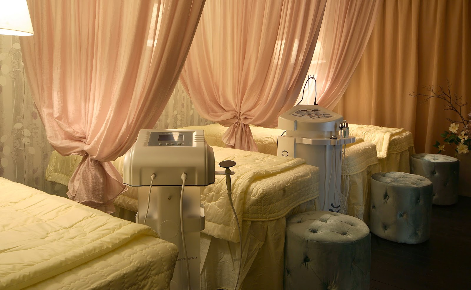 9月7日 “韩国整形达人.与您有约” 分享活动 10 Skin care Room 4 bed